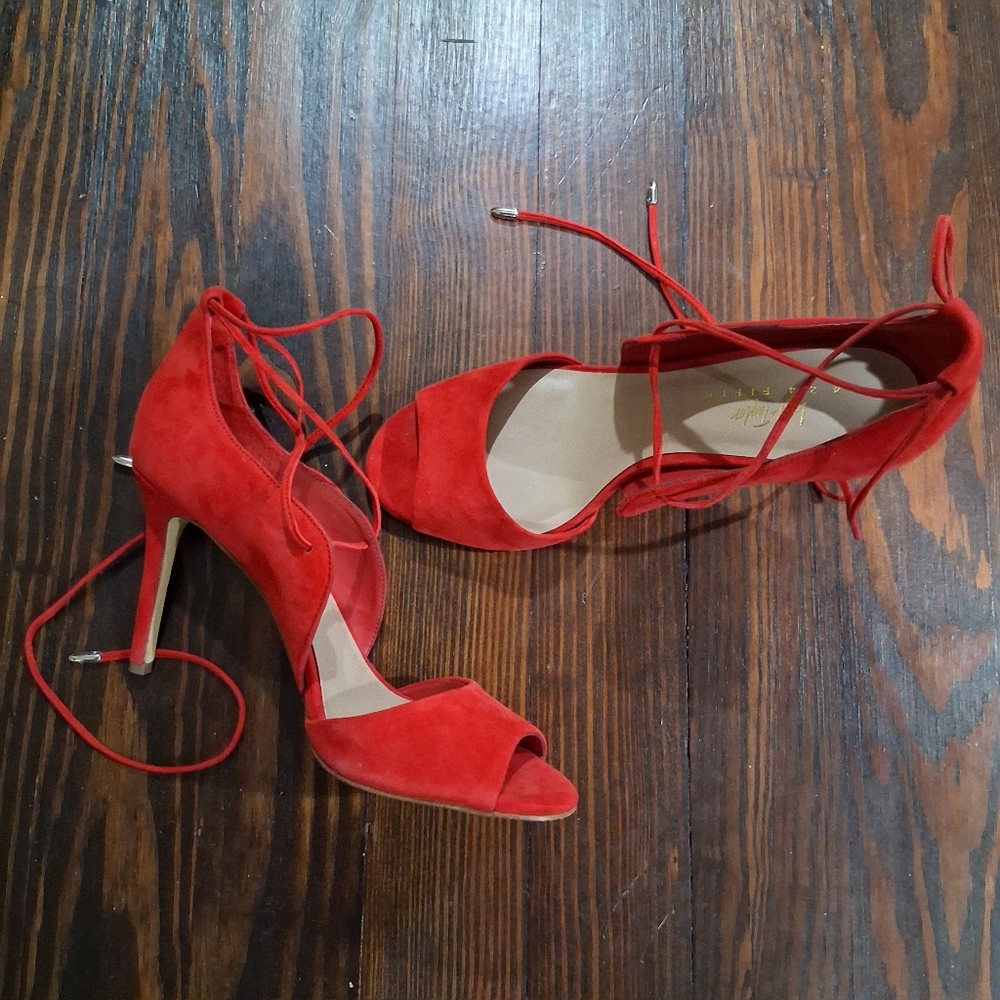 LORD & TAYLOR 424 FIFTH. RED SUEDE ANKLE TIE, HIGH HEEL SANDAL. Sz 8.5